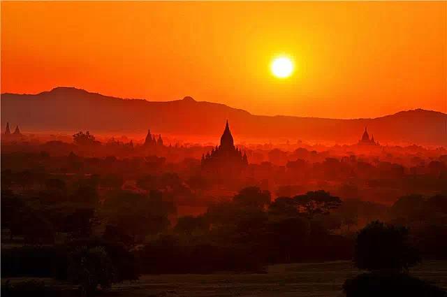 緬甸，最美(měi)的(de)風(fēng)景就(jiù)在這(zhè)裡(lǐ)